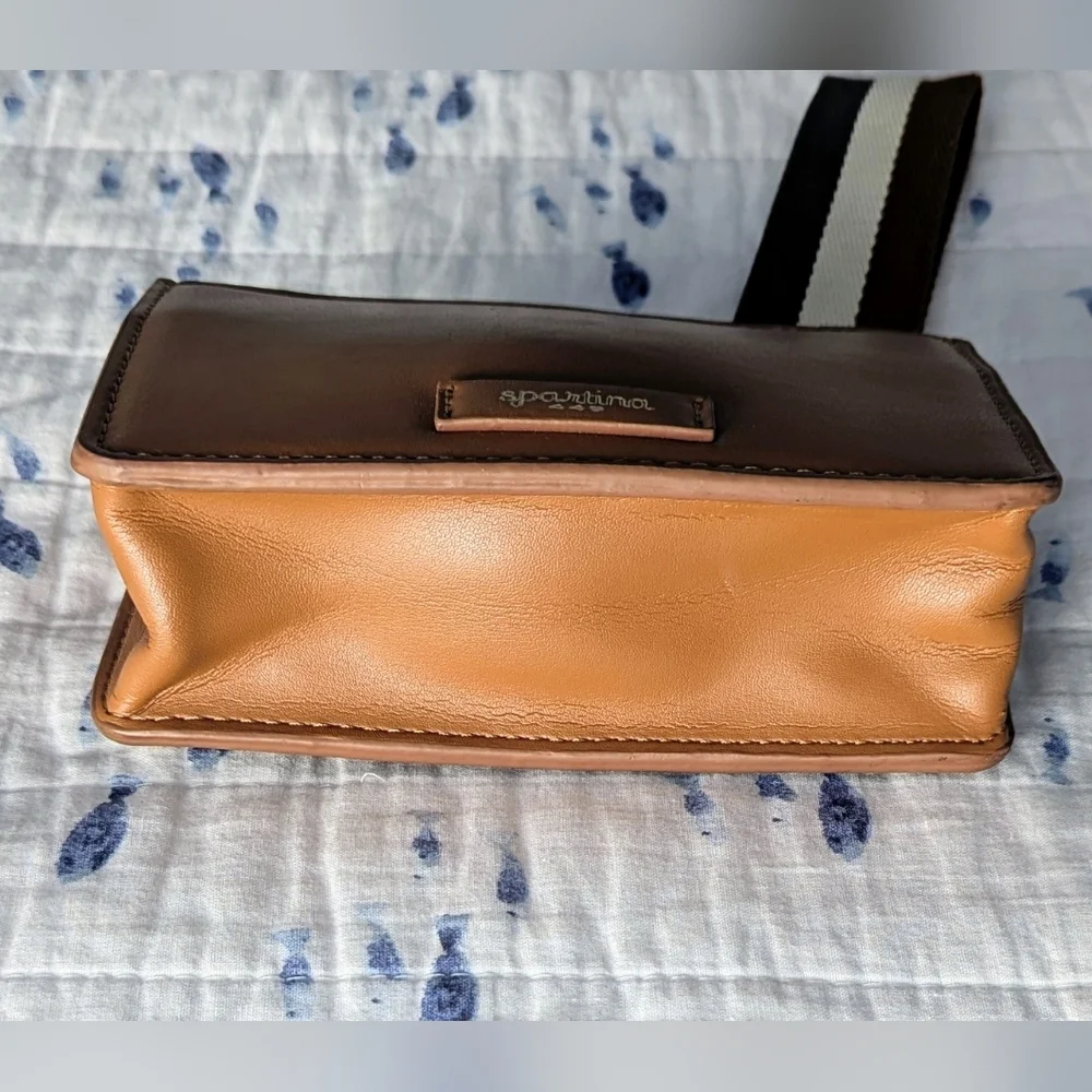 Spartina Brown Wristlet, NWOT